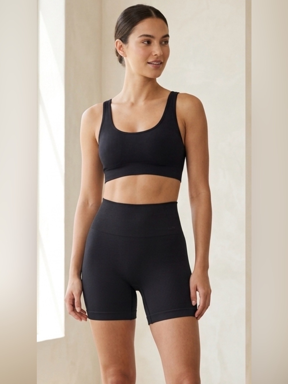 Colsie Seamless Ribbed Black Biker Shorts Women's US Size M